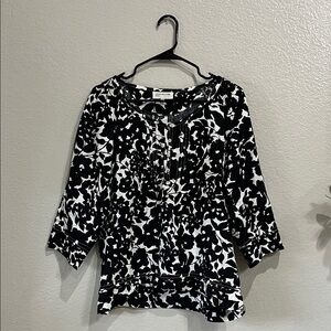 Jones New York Women’s Black White Floral Pintuck Blouse Sz L Beach Vacay Chic